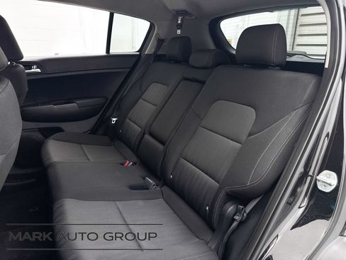 Used 2022 Kia Sportage LX FWD image 29