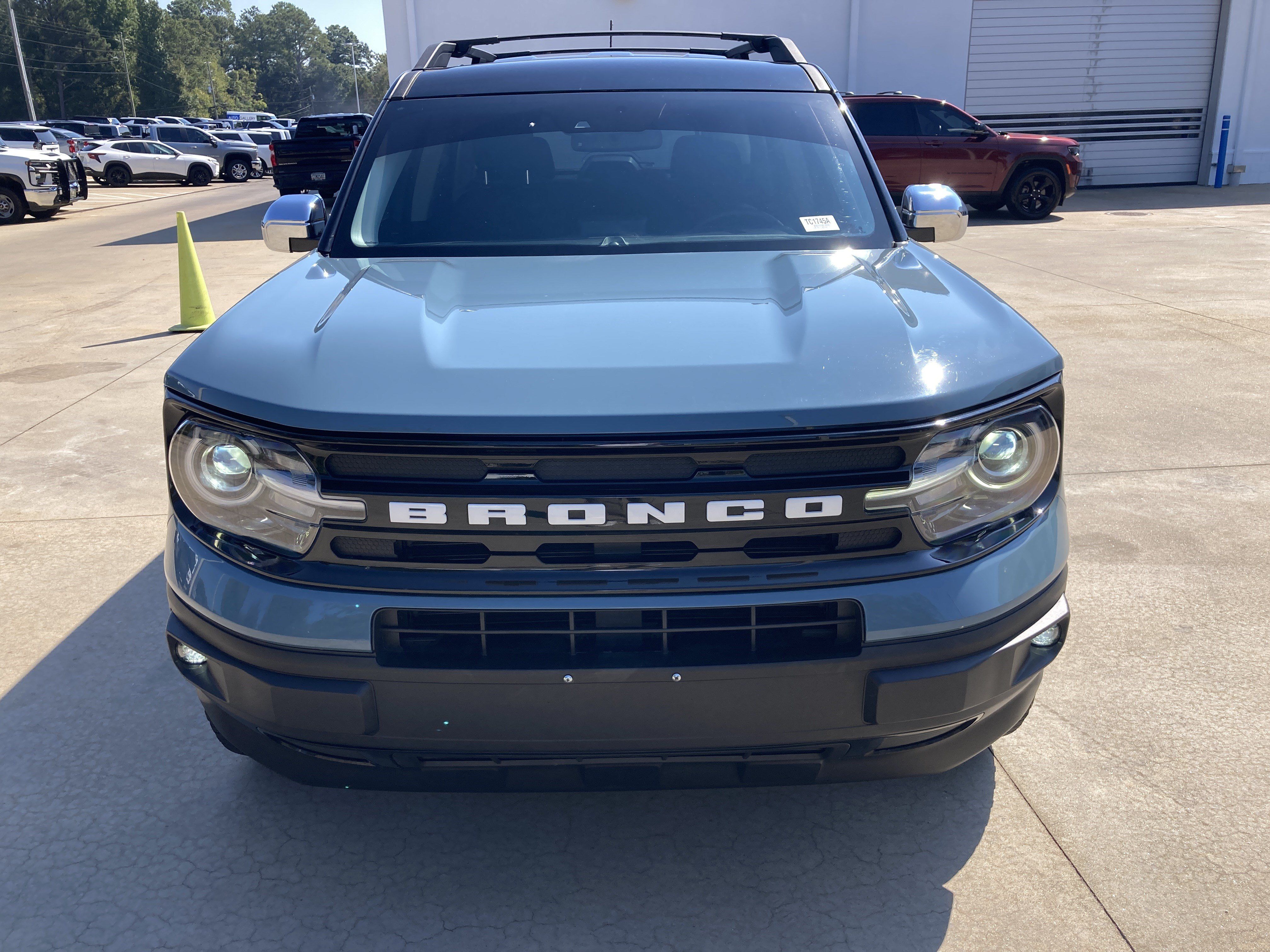 Used 2021 Ford Bronco Sport Outer Banks AWD/4WD image 2
