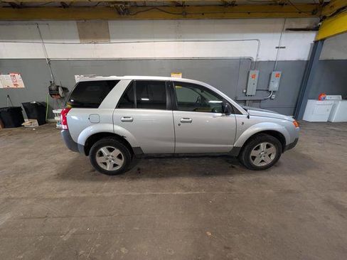 Used 2004 Saturn Vue AWD V6 image 45