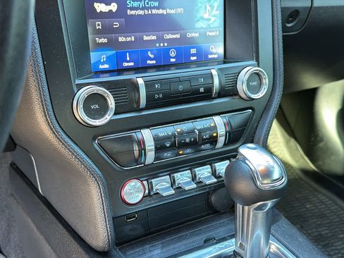 Used 2019 Ford Mustang Coupe w/ Equipment Group 101A RWD image 12