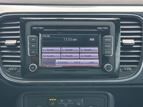 Used 2015 Volkswagen Beetle R-Line image 12