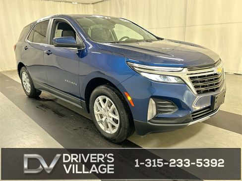 Used 2023 Chevrolet Equinox LT image 1