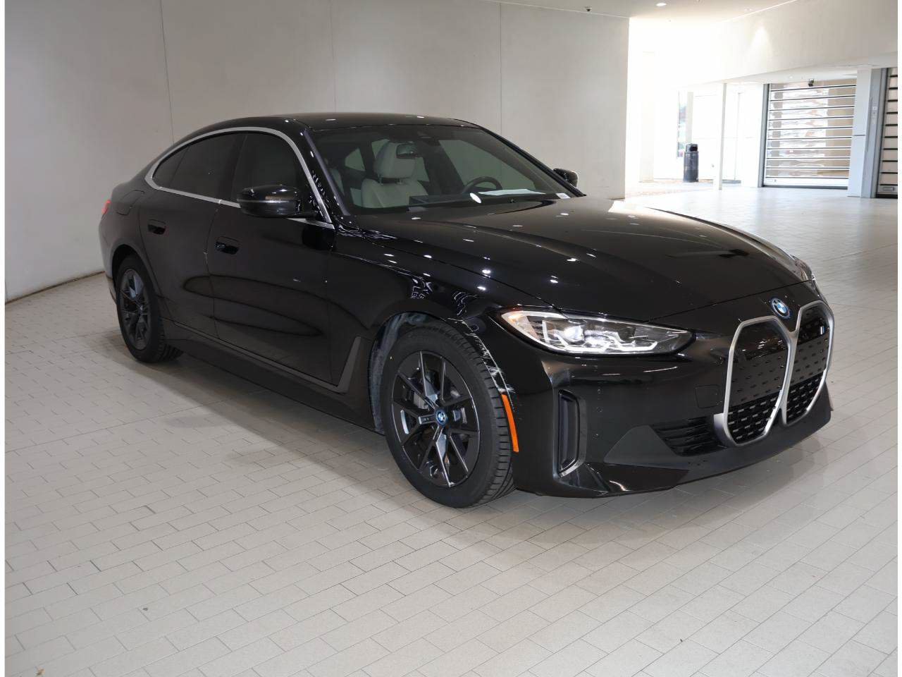 Certified 2024 BMW i4 eDrive35 w/ Convenience Package RWD image 8