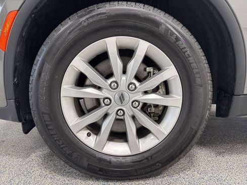 Used 2024 Dodge Durango SXT image 36