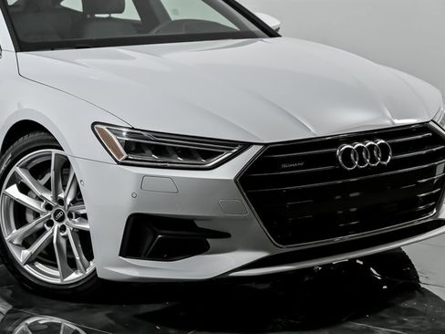 Used 2022 Audi A7 3.0T Premium w/ Convenience Package image 2