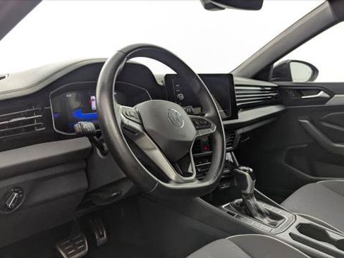 Used 2025 Volkswagen Jetta Sport FWD image 22