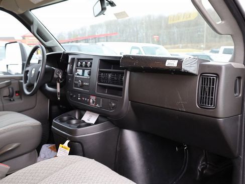 New 2026 Chevrolet Express 3500 w/ Power Convenience Package image 20