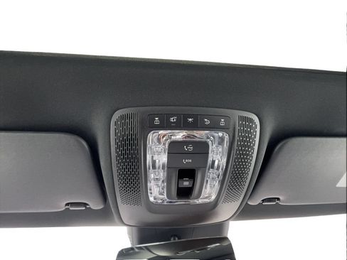 Used 2025 Mercedes-Benz CLA 250 4MATIC image 45