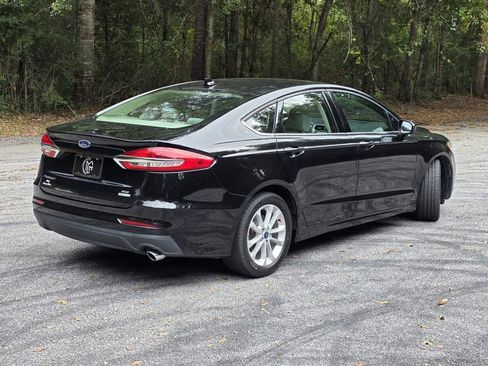 Used 2020 Ford Fusion SE FWD image 5