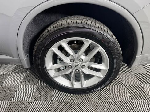 Used 2025 Dodge Durango GT AWD/4WD image 40