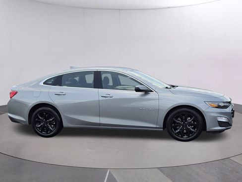 Used 2024 Chevrolet Malibu LT FWD image 5