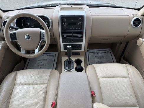 Used 2010 Mercury Mountaineer AWD image 23