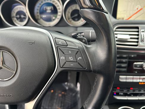 Used 2014 Mercedes-Benz E 350 4MATIC Coupe image 38