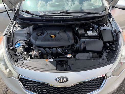 Used 2016 Kia Forte LX FWD image 38