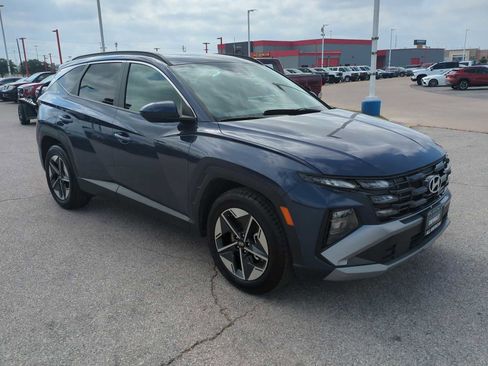 Used 2025 Hyundai Tucson SEL image 2