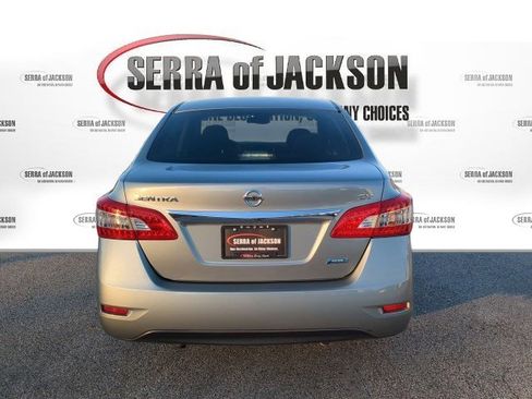Used 2013 Nissan Sentra SV image 7