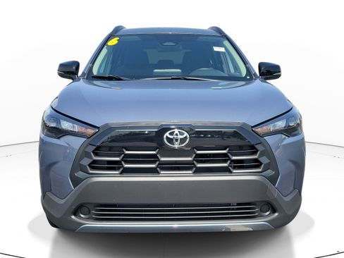 Used 2026 Toyota Corolla Cross LE FWD image 2