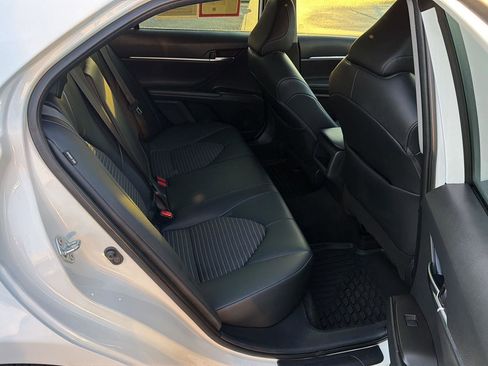 Certified 2022 Toyota Camry SE FWD image 12