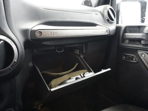 Used 2014 Jeep Wrangler Unlimited Sport w/ Quick Order Package 24S image 40