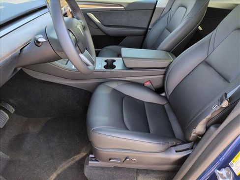 Used 2023 Tesla Model Y Long Range image 16