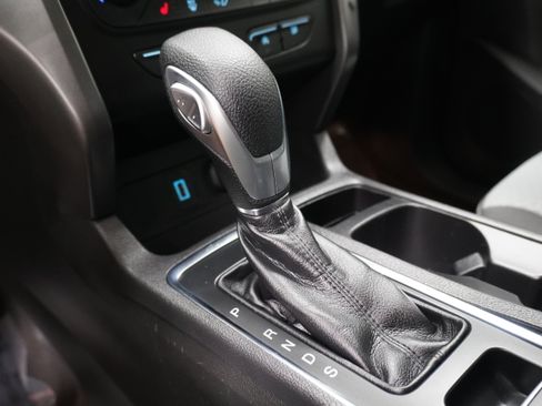 Used 2019 Ford Escape SE image 20