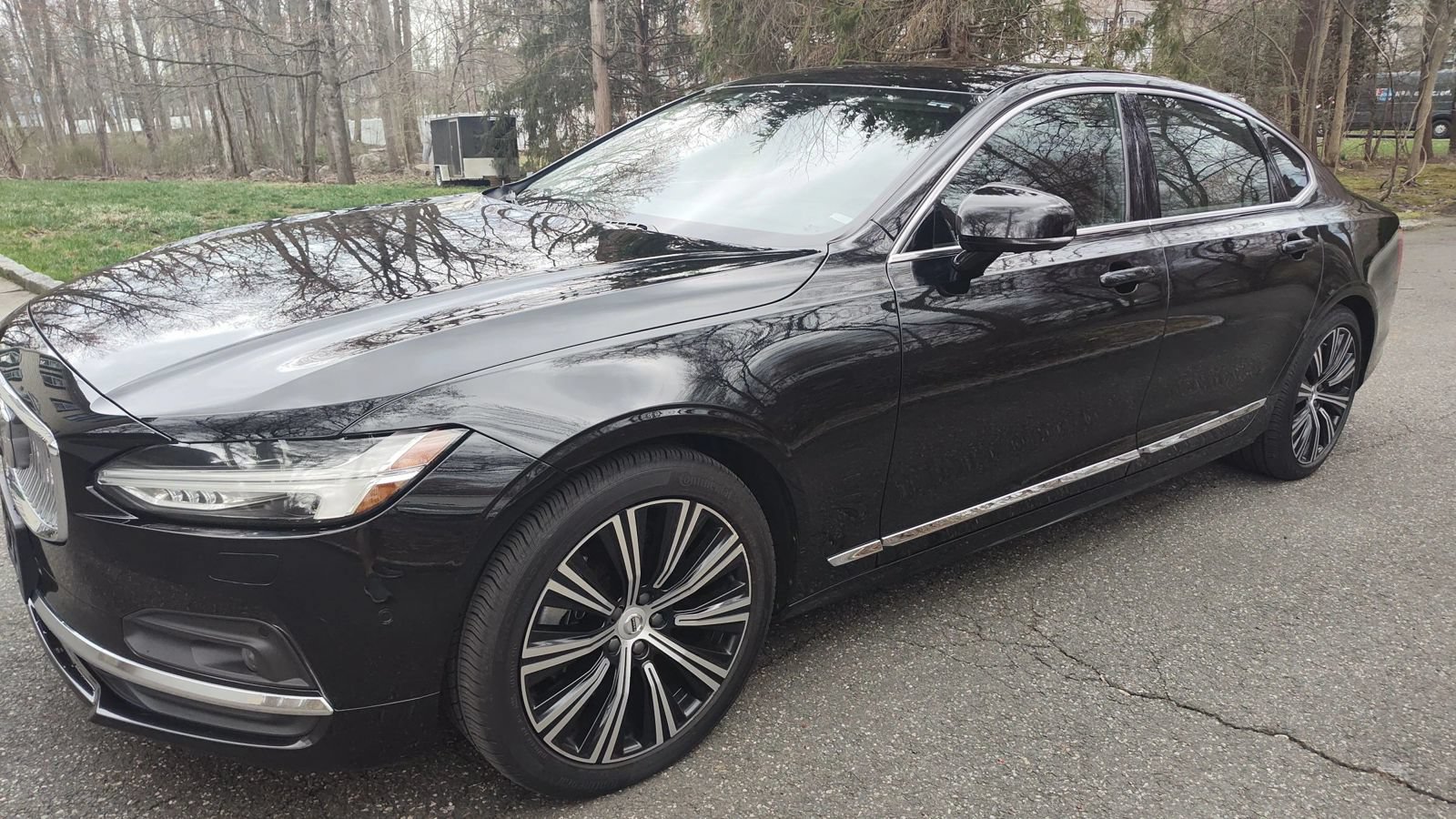 Used 2024 Volvo S90 B6 Plus AWD/4WD image 1