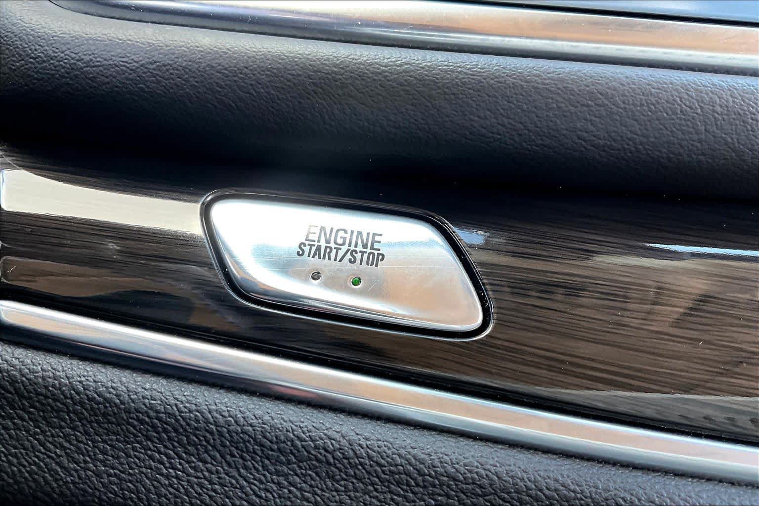 Certified 2023 Buick Enclave Essence w/ Experience Buick Package FWD image 35