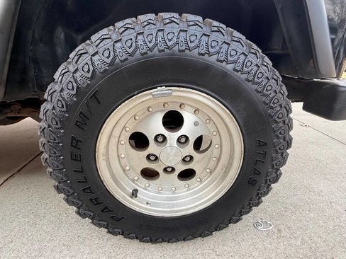 Used 1997 Jeep Wrangler Sport image 48