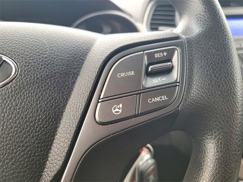 Used 2016 Hyundai Santa Fe Sport image 25