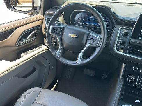 Used 2024 Chevrolet Tahoe LT AWD/4WD image 16