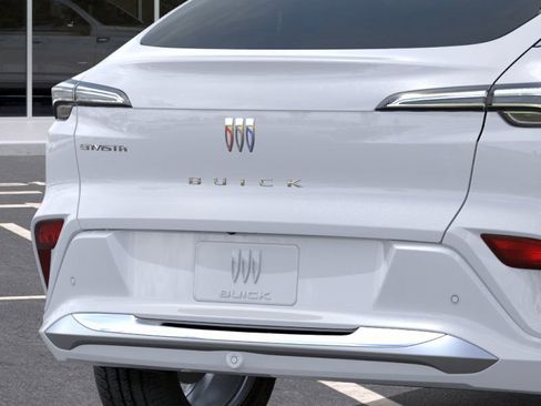 New 2025 Buick Envista Avenir image 38