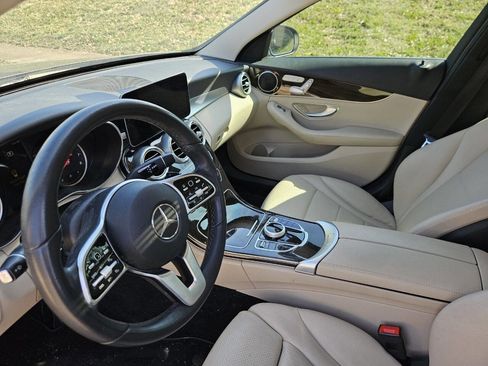 Used 2019 Mercedes-Benz C 300 Sedan image 10