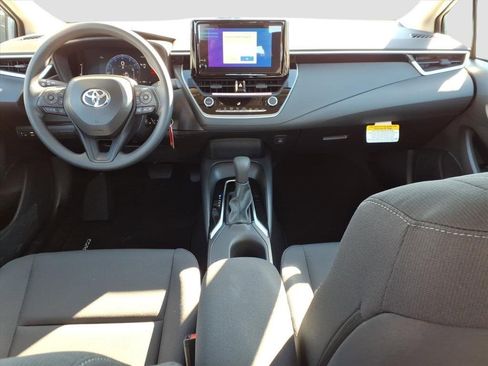 Used 2026 Toyota Corolla LE image 8