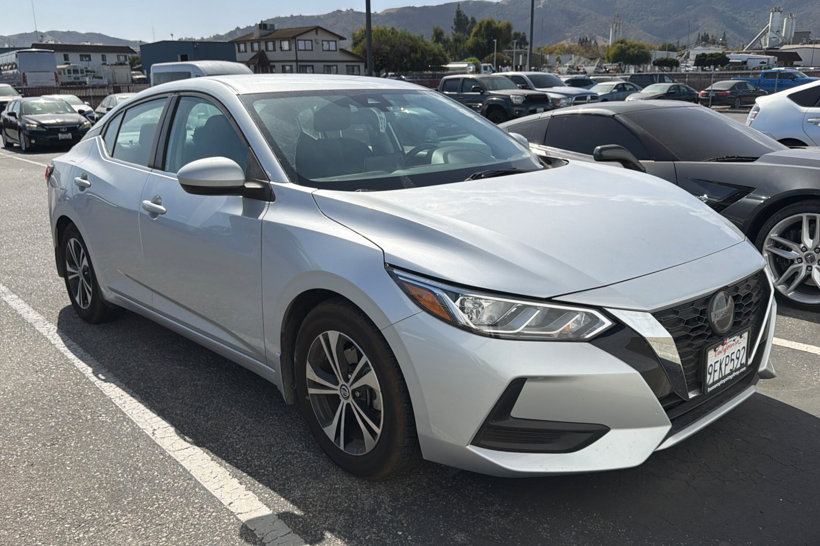 Used 2023 Nissan Sentra SV FWD image 2