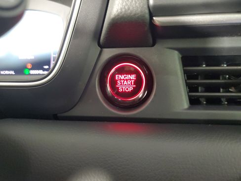 New 2026 Honda Pilot Touring image 22