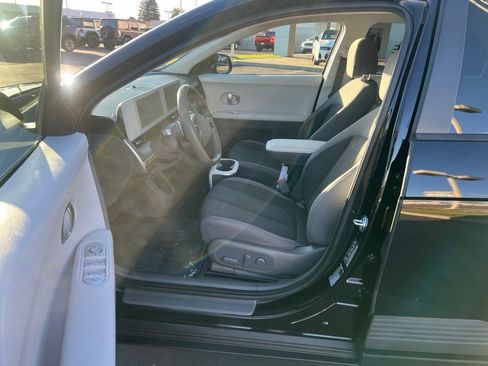 Used 2024 Hyundai Ioniq 5 SEL RWD image 17