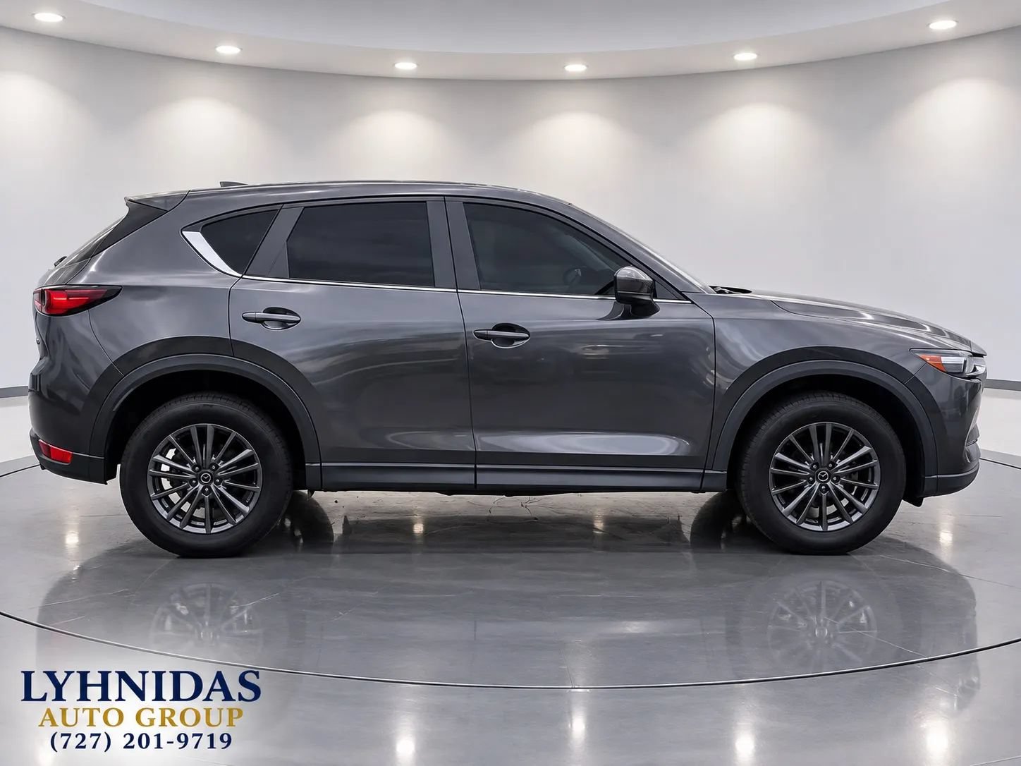 Used 2017 MAZDA CX-5 Touring w/ Preferred Equipment Package FWD image 2