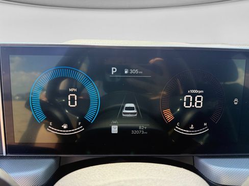 Used 2025 Hyundai Sonata SEL FWD image 13
