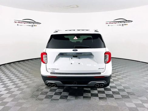 Used 2023 Ford Explorer Platinum w/ Technology Package AWD/4WD image 7