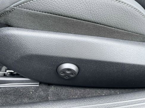 New 2026 Mercedes-Benz CLE 450 4MATIC Coupe image 16