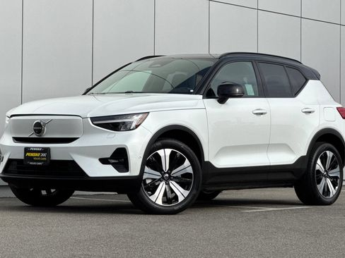 Used 2023 Volvo XC40 Recharge Plus AWD/4WD image 1
