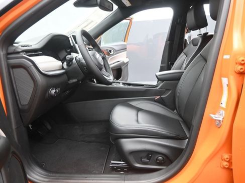 New 2026 Jeep Compass Limited image 10