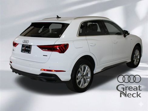 Used 2024 Audi Q3 2.0T Premium Plus image 10