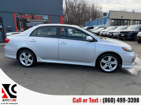 Used 2013 Toyota Corolla S image 9