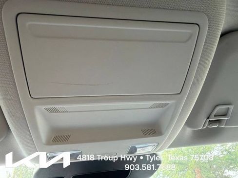 Used 2021 Ford Escape Titanium AWD/4WD image 22