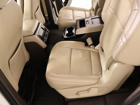 Used 2021 Lincoln Aviator Reserve w/ Equipment Group 202A image 13