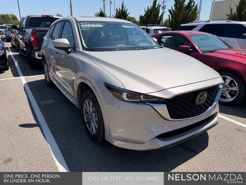 Used 2025 MAZDA CX-5 AWD 2.5 S w/ Preferred Package image 3