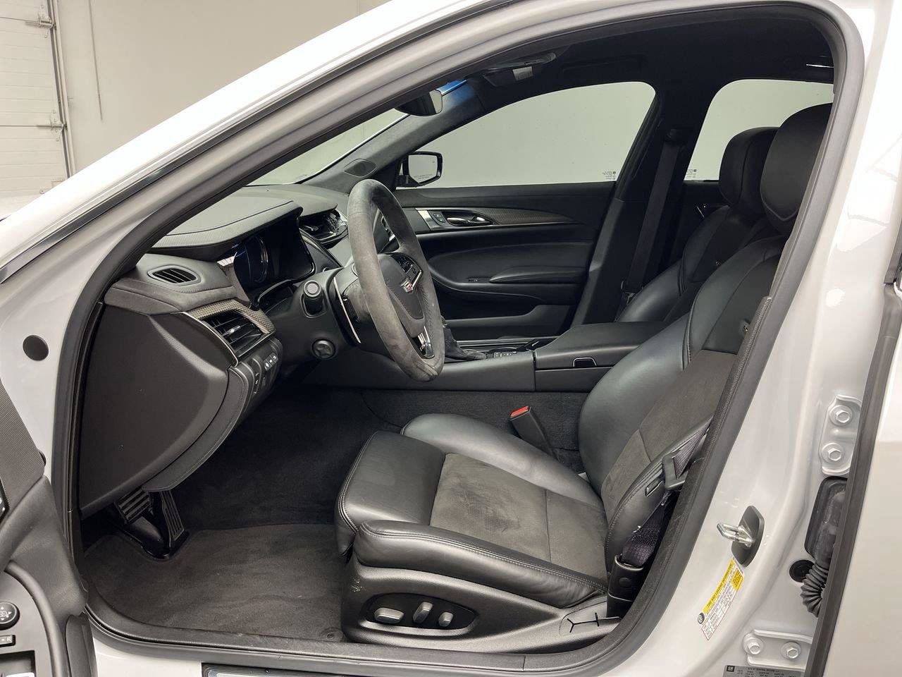 Used 2016 Cadillac CTS V w/ Carbon Fiber Package RWD image 3