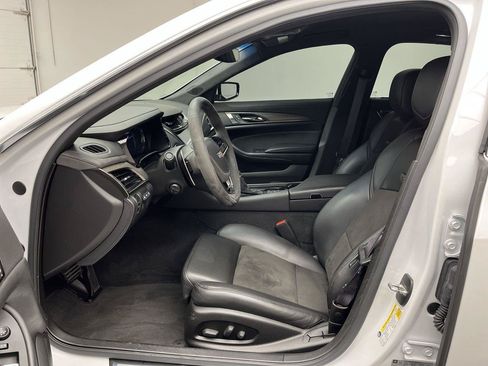 Used 2016 Cadillac CTS V w/ Carbon Fiber Package RWD image 3
