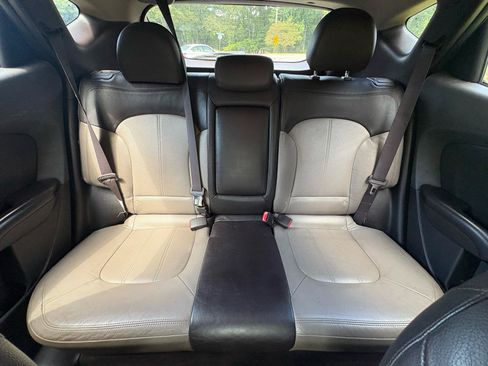 Used 2012 Hyundai Tucson Limited FWD image 21